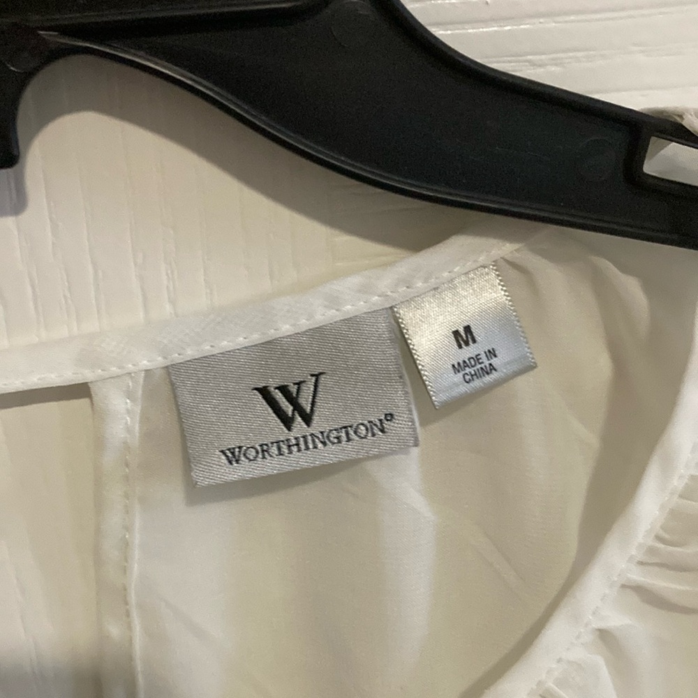 Worthington Sheer White and Gray Graphic Blouse Short Sleeve - Picture 2 of 4